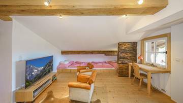 Thumbnail von Exklusives Bauernhaus mit Freizeitwohnsitz