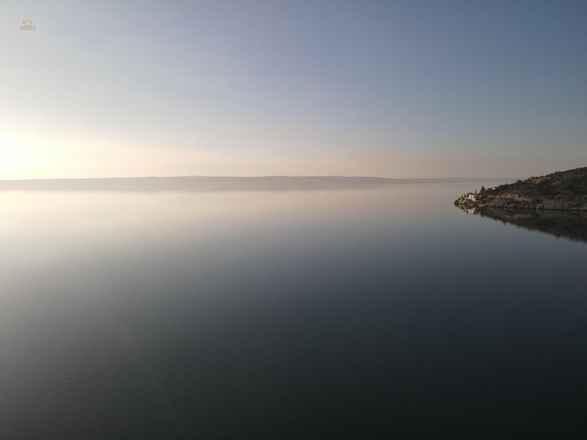 Haus zum Wiederaufbau - direkt am Meer