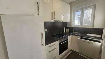 Thumbnail von Erdgeschosswohnung mit Garten und Blick auf das Meer