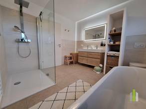 Thumbnail von Exklusives Neubauprojekt: Moderne Doppelhaushälften mit Carport in attraktiver Lage