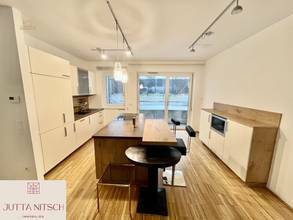 Thumbnail von Barrierefreie Gartenwohnung mit zwei Terrassen und zwei Garagenplätzen - Gießhübl Zentrum