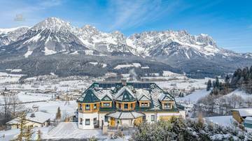 Thumbnail von 絶好のロケーションにある豪華なヴィラ、遮るもののない皇帝の眺め