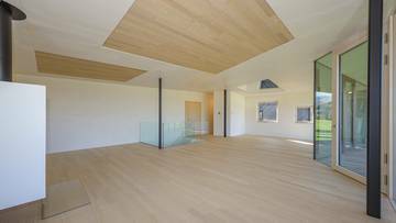 Thumbnail von Architektenvilla mit Pool und unverbaubarer Aussicht