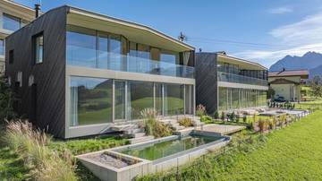 Thumbnail von Architektenvilla mit Pool und unverbaubarer Aussicht