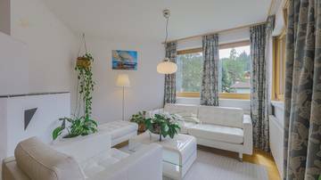 Thumbnail von Großzügige Wohnung in zentrumsnaher Ruhelage