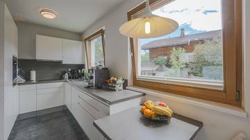 Thumbnail von Großzügige Wohnung in zentrumsnaher Ruhelage