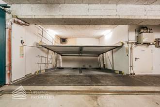 Thumbnail von Miejsce parkingowe w najlepszej lokalizacji w 18. dzielnicy Wiednia