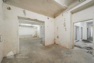 Thumbnail von Bureau spacieux de 3 pièces avec de grands espaces de stockage et une entrée privée, à proximité de Landstraße