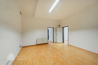 Thumbnail von Bureau spacieux de 3 pièces avec de grands espaces de stockage et une entrée privée, à proximité de Landstraße