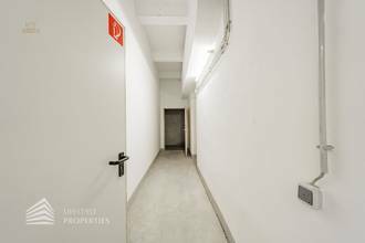 Thumbnail von Bureau spacieux de 3 pièces avec de grands espaces de stockage et une entrée privée, à proximité de Landstraße