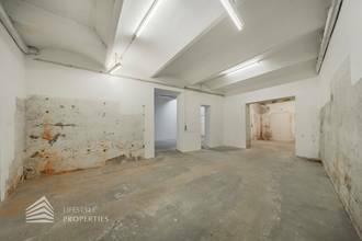 Thumbnail von Bureau spacieux de 3 pièces avec de grands espaces de stockage et une entrée privée, à proximité de Landstraße