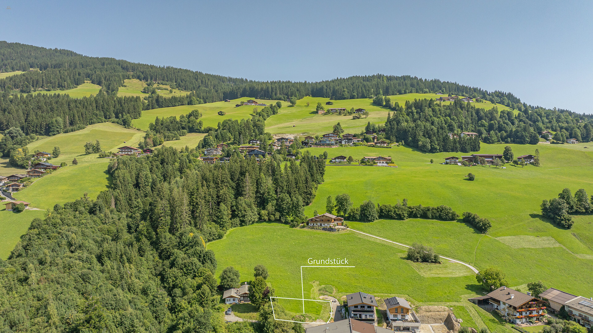 Building plot in a dreamlike location with a view of Sonnberg
