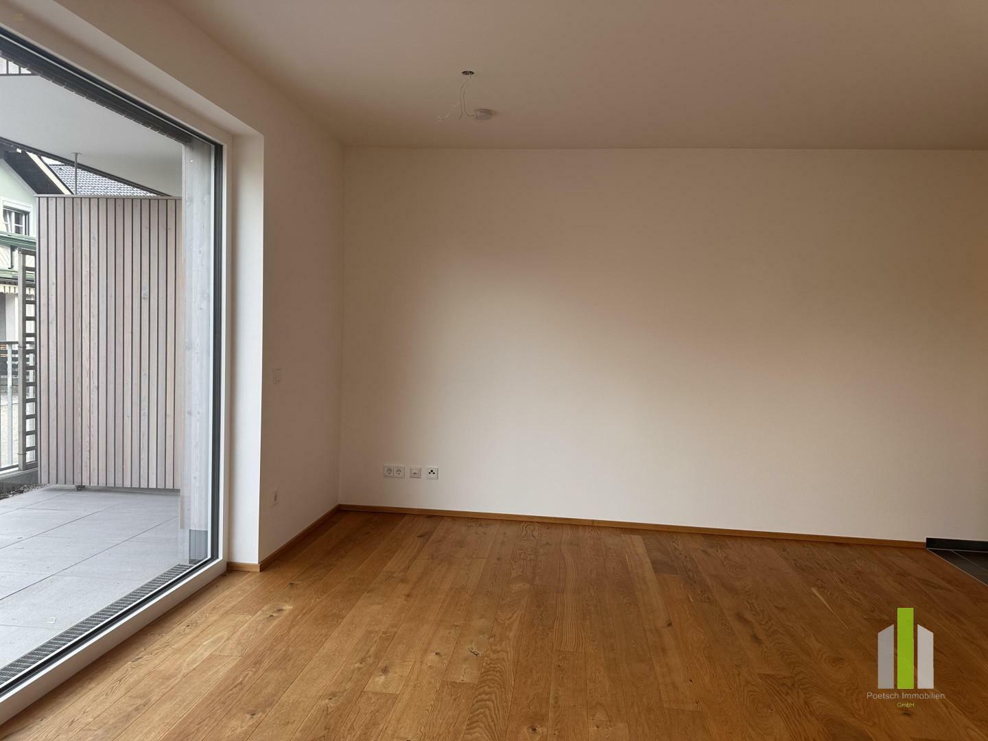 Leben in Seenähe – Moderne 2-Zimmer-Wohnung mit Terrasse & Grünstreifen