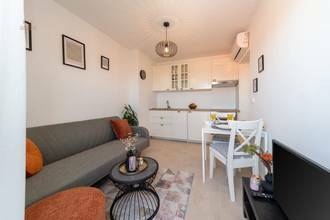 Thumbnail von Möblierte Wohnung mit Meerblick