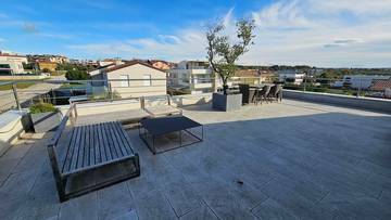 Thumbnail von Modernes Appartement mit Dachterrasse und Meerblick