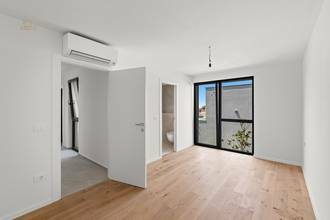 Thumbnail von Modernes Neubau-Appartement mit Meerblick