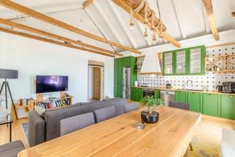 Thumbnail von ビーチのすぐそばにある魅力的な石造りの家