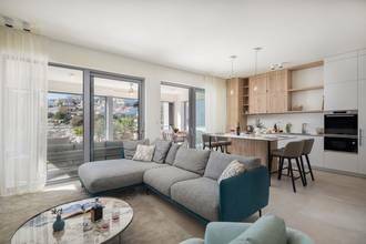 Thumbnail von Luxusvilla mit Infinity-Pool direkt am Meer, Region Rogoznica