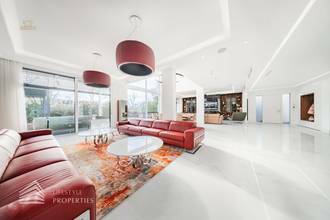 Thumbnail von Grandiose Luxusvilla mit Pool - Ihr Rückzugsort Nähe Wienerberg