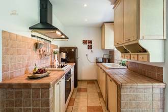 Thumbnail von Mediterranes Steinhaus mit Swimmingpool und Meerblick