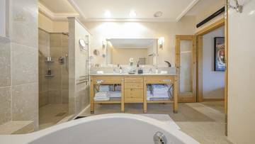 Thumbnail von Luxus-Suite in bekanntestem 5-Sterne-Hotel Kitzbühels