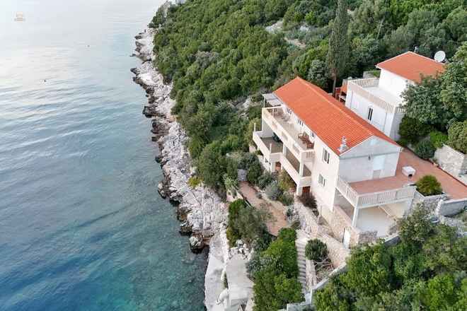 Mediterrane Villa in der ersten Reihe zum Meeresufer, Region Dubrovnik