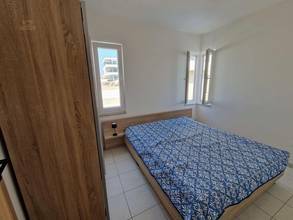 Thumbnail von Wohnung mit moderner Möblierung