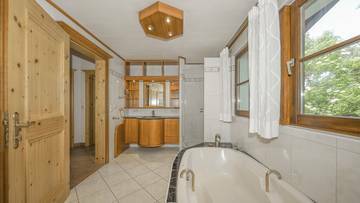 Thumbnail von Großzügiges Landhaus mit Horn- und Kaiserblick