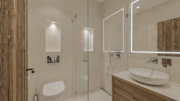 Thumbnail von 絶好のロケーションにあるプール付きの高級ガーデンアパートメント