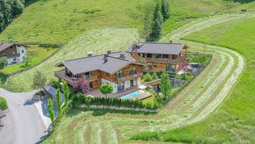 Thumbnail von 絶好のロケーションにあるプール付きの高級ガーデンアパートメント