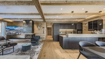 Thumbnail von 絶好のロケーションにあるプール付きの高級ガーデンアパートメント