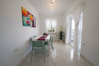 Thumbnail von Möblierte Wohnung mit Blick auf das Meer