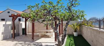 Thumbnail von Haus direkt am Meeresufer