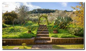 Thumbnail von Nord-Sizilien Super-Villa auf ca. 20.000 m² Areal, parkähnlichem Garten, Blick auf die Äolischen Inseln, die Olivenhaine und einen phantastischen Meerblick
