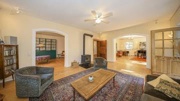 Thumbnail von 田園の中の歴史的なヴィラ