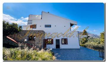 Thumbnail von Schicke, neuartige, aparte Doppelhaushälfte mit Panoramameerblick Terrasse und die Option des einen Pool einzubringen