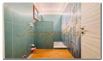 Thumbnail von Schicke, neuartige, aparte Doppelhaushälfte mit Panoramameerblick Terrasse und die Option des einen Pool einzubringen