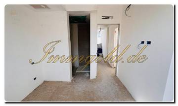 Thumbnail von Nord/West Sizilien, super renovierte Wohnung, mit einer riesigen Dachterrasse, vier Schlafzimmern die eigene Bäder aufweisen