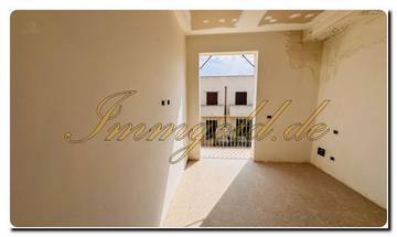 Thumbnail von Nord/West Sizilien, super renovierte Wohnung, mit einer riesigen Dachterrasse, vier Schlafzimmern die eigene Bäder aufweisen