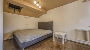 Thumbnail von 古い建物と一部レジャー用居住地のある土地