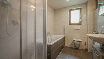 Thumbnail von レジャー住宅免除付きの多世帯住宅