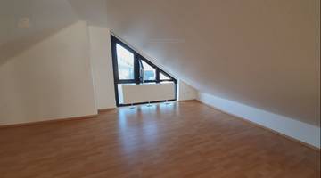 Thumbnail von 改装済みの屋根裏部屋の住居番号4060_17