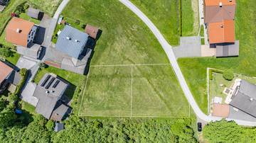 Thumbnail von Участок с планировочной студией у подножия Дикого Императора