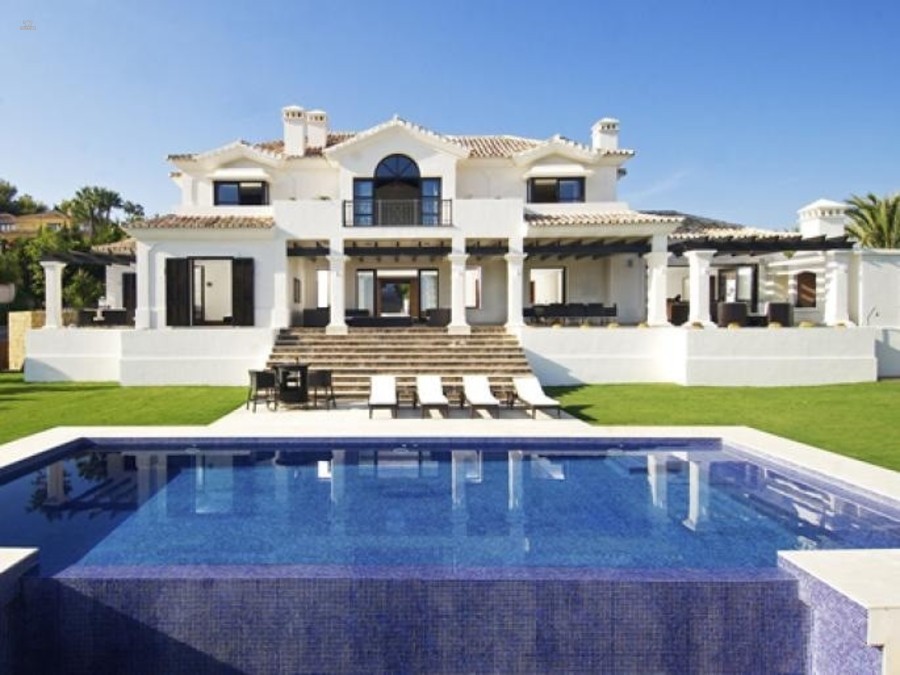 Luxus-Villa in Las Brisas R2783663
