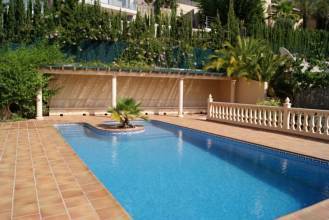 Thumbnail von ***Großzügige Villa mit Pool und Garage***