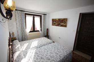 Thumbnail von ***Schöne 3 Schlafzimmer-Villa mit Zentralheizung und stadtnah gelegen***