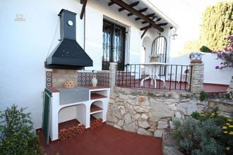 Thumbnail von ***Schöne 3 Schlafzimmer-Villa mit Zentralheizung und stadtnah gelegen***