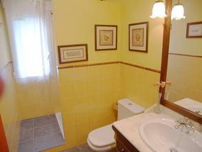 Thumbnail von ***Wunderschöne und komfortable Villa mit Pool***