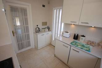 Thumbnail von ***Villa mit zwei Stufen zum Meer, perfekt gepflegt mit privatem Pool***