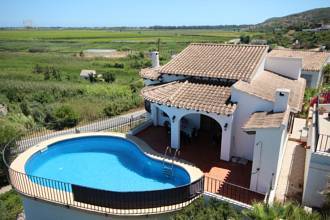 Thumbnail von ***Villa am Fuße des Berges mit Pool, sonniger Terrasse und Gästewohnung***